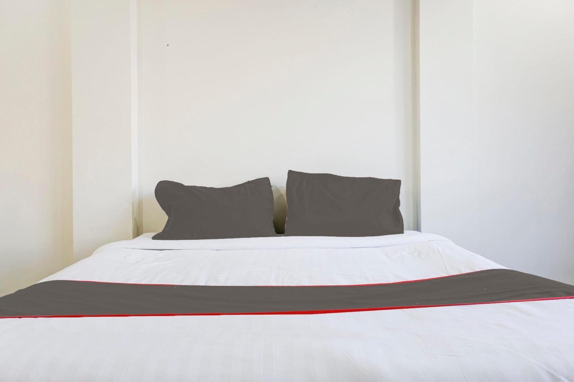 Hotel Collection O Shreya Talegaon Dabhade Exterior foto