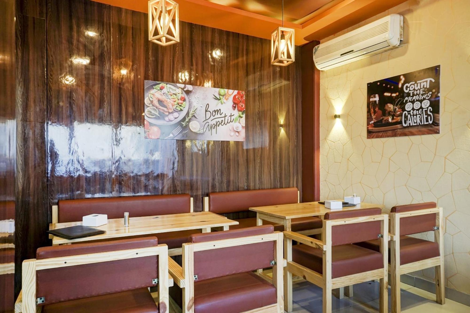 Hotel Collection O Shreya Talegaon Dabhade Exterior foto